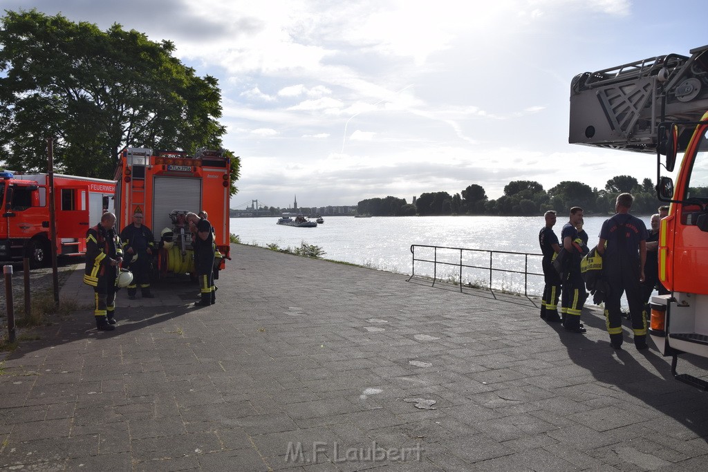 Schiff 1 Koeln in Hoehe der Koelner Zoobruecke P093.JPG - Miklos Laubert